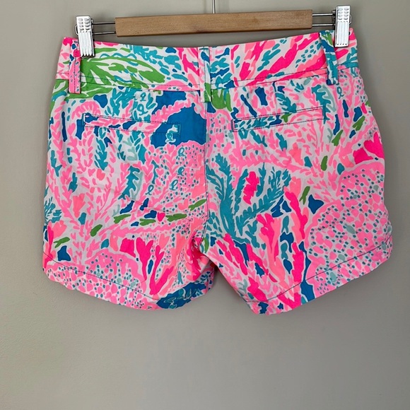 Lilly Pulitzer Callahan Shorts - Picture 2 of 12